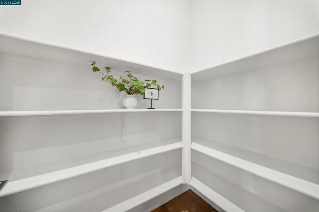 Photo of 207 Bisque Ct