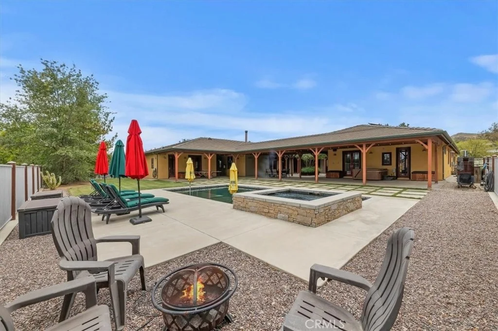 Photo of 16420 Rocky Glen Road
