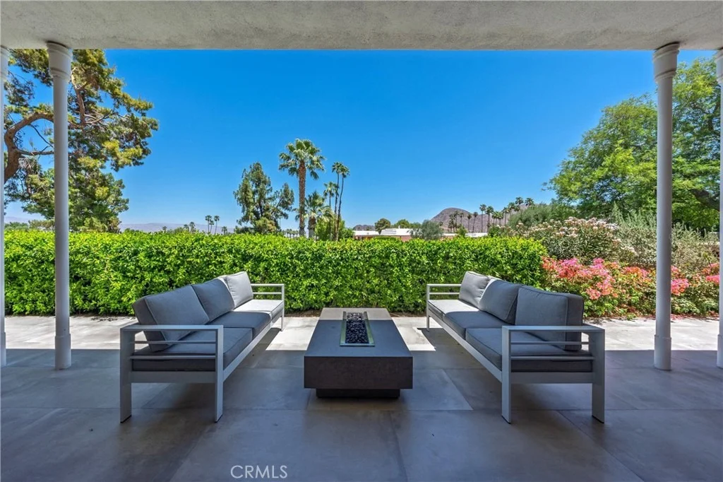 Photo of 47090 Amir Drive