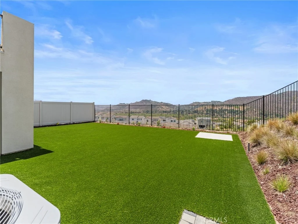 Photo of 598 Meadowood