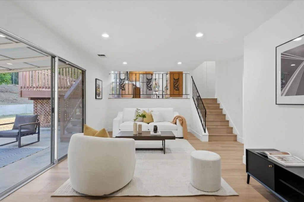 Photo of 4199 Loganberry Drive