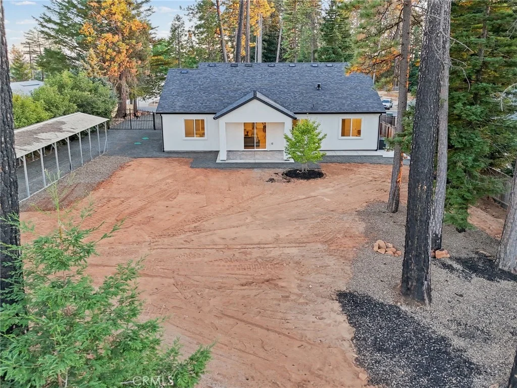 Photo of 1677 Paradisewood Drive