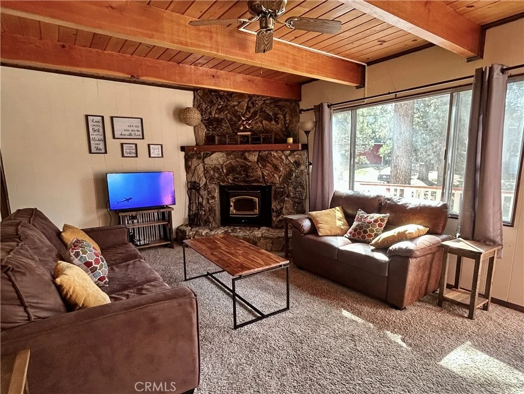 Photo of 42806 Cougar