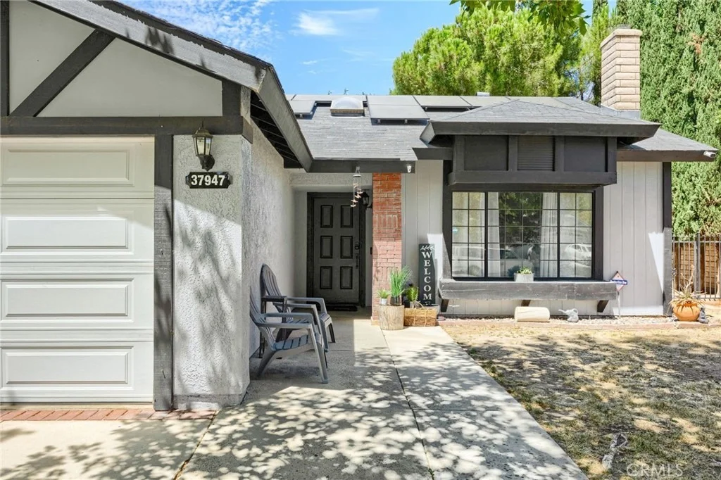 Photo of 37947 Janus Drive