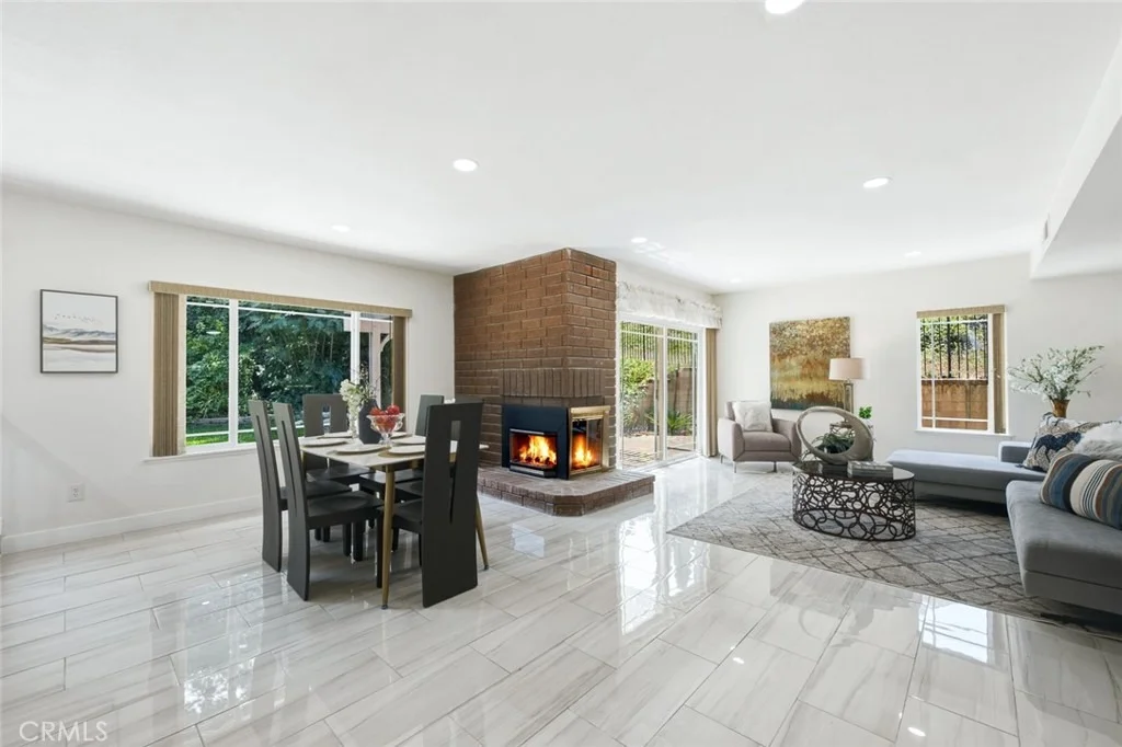 Photo of 1264 S Lemon