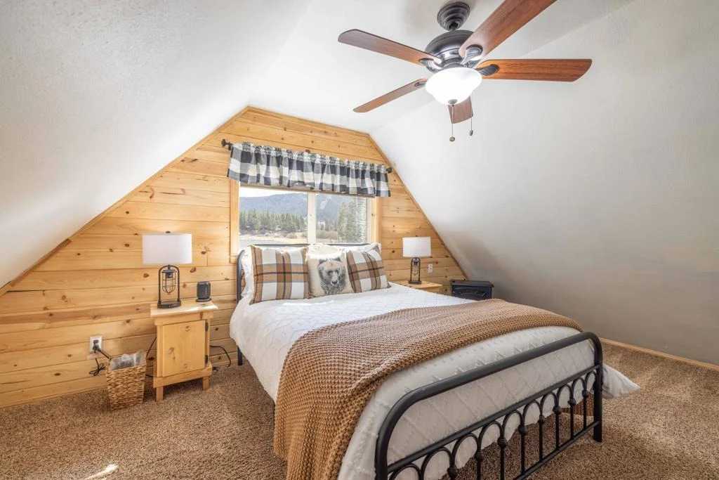 Photo of 42948 Moonridge Road