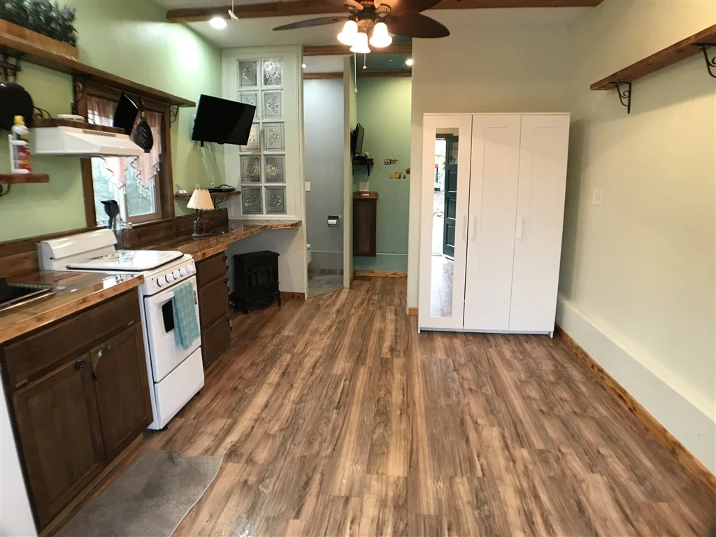 Photo of 822 S Grade