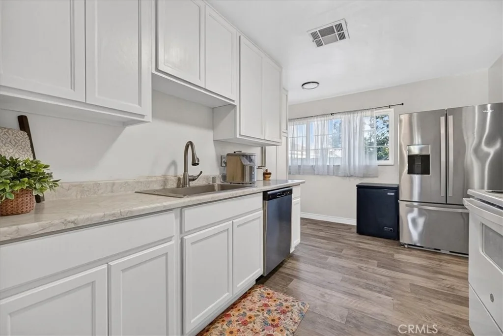 Photo of 1635 Alvord Place