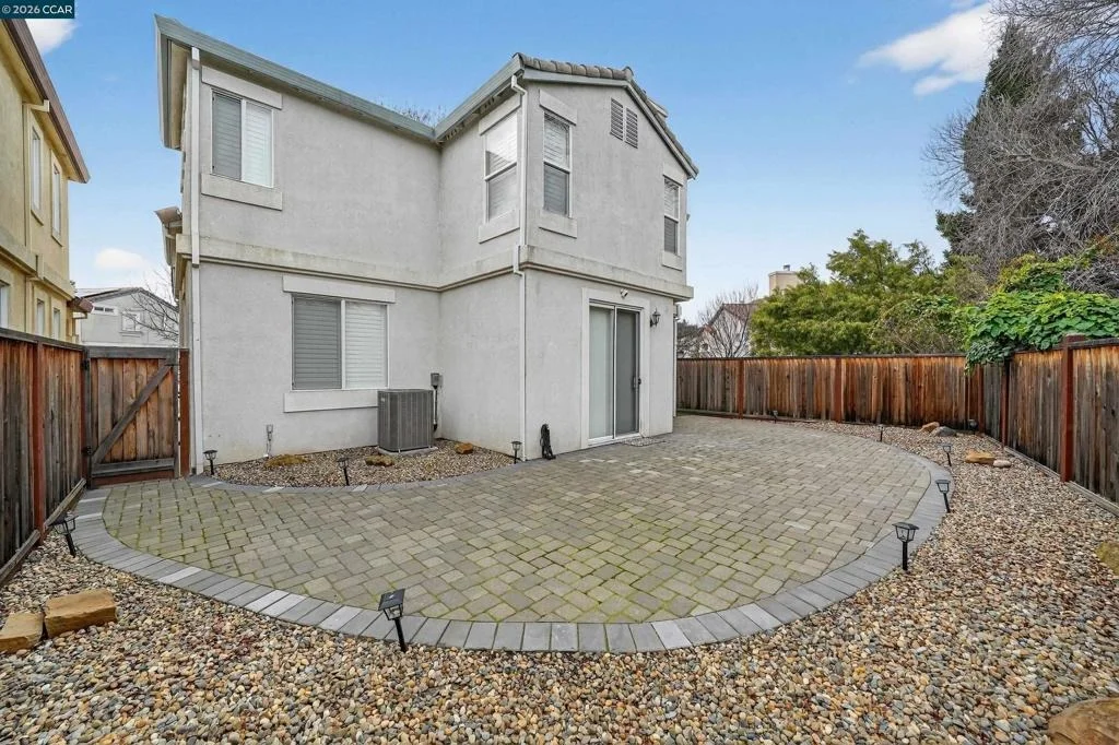 Photo of 738 Marsh Pl