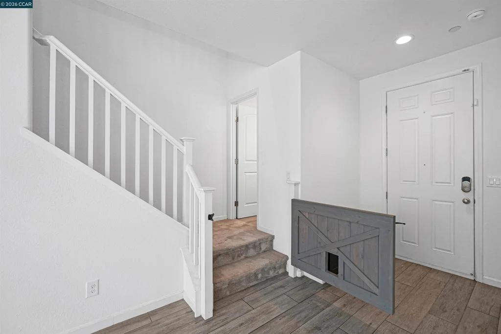 Photo of 531 Lavender Dr