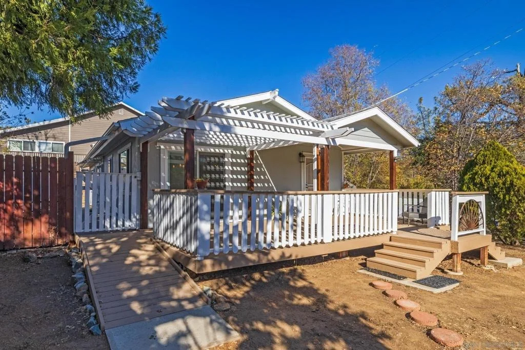 Photo of 1757 Whispering Pines Rd.