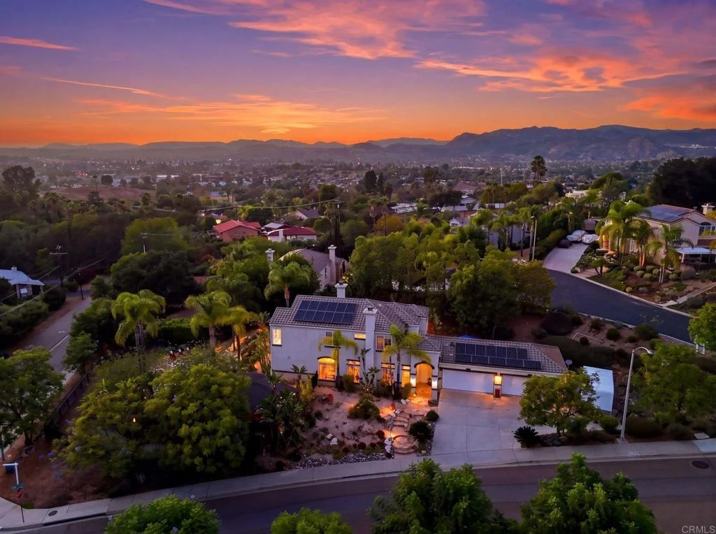 Photo of 2602 Canyon Crest Drive