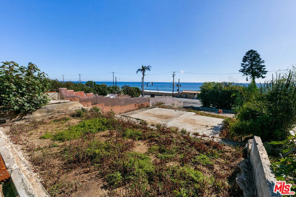 Photo of 21443 Pacific Coast Highway