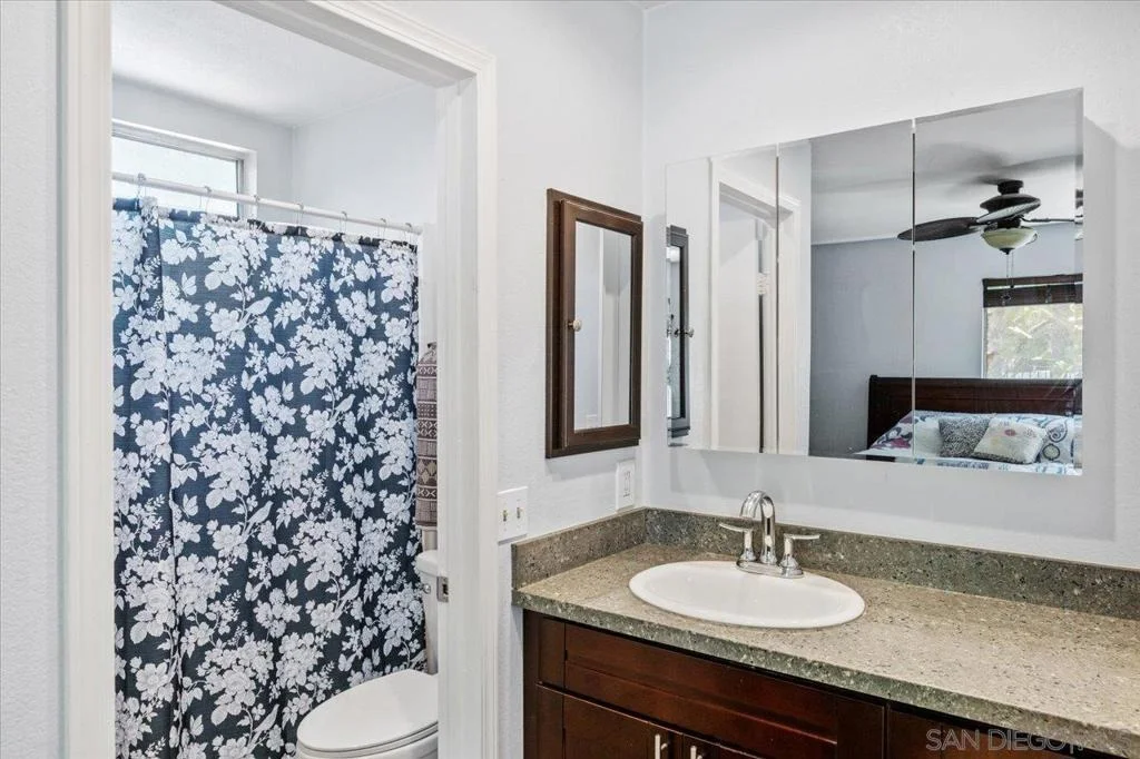 Photo of 2337 Fallingleaf