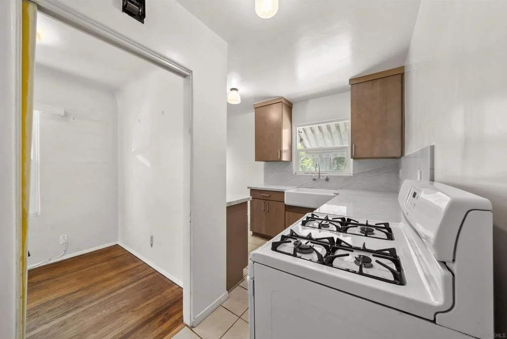 Photo of 4470 Olive Ave
