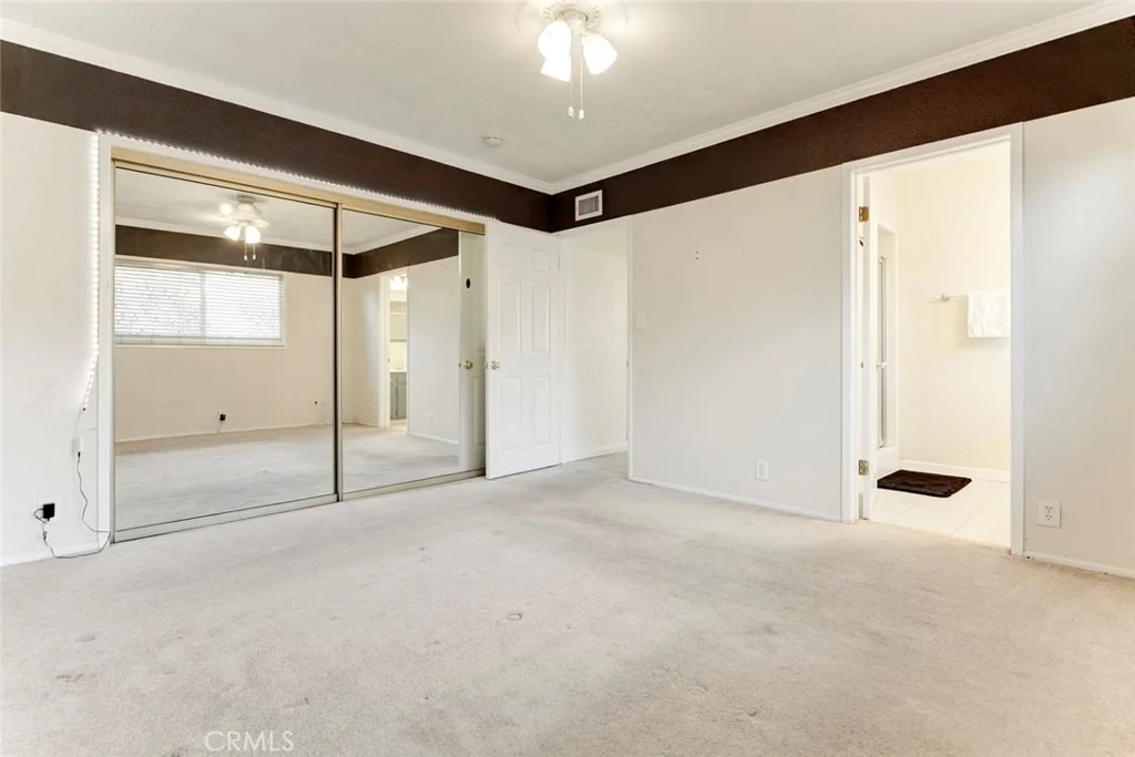 Photo of 942 Oleander Street