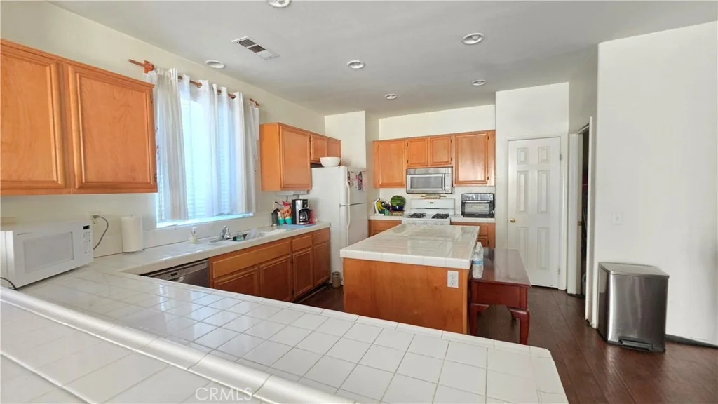 Photo of 24852 Picnic Lane