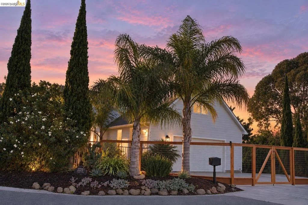 Photo of 2223 Rancho Rd