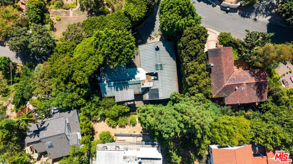 Photo of 8497 Harold Way
