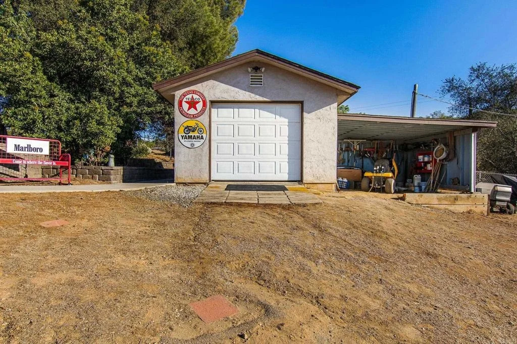 Photo of 671 Philton