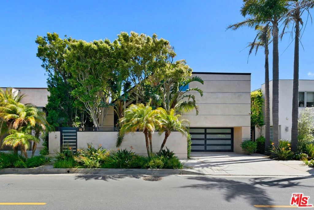 Photo of 31522 Broad Beach Road