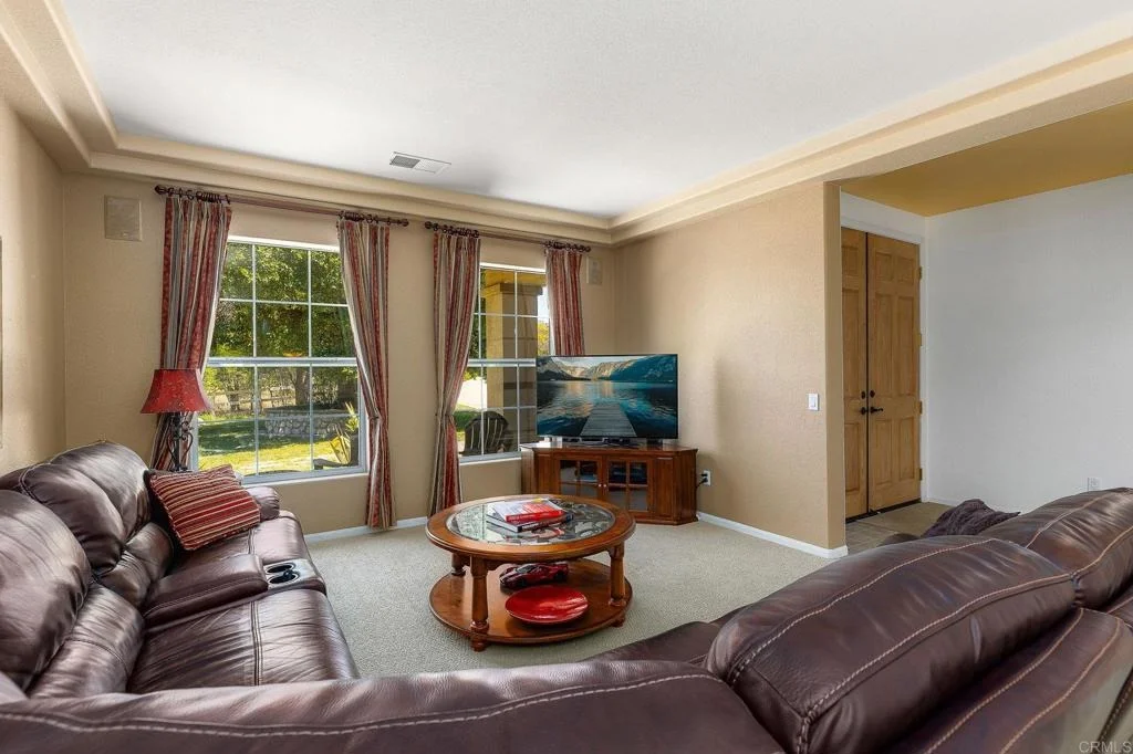 Photo of 2445 Southern Oak Road