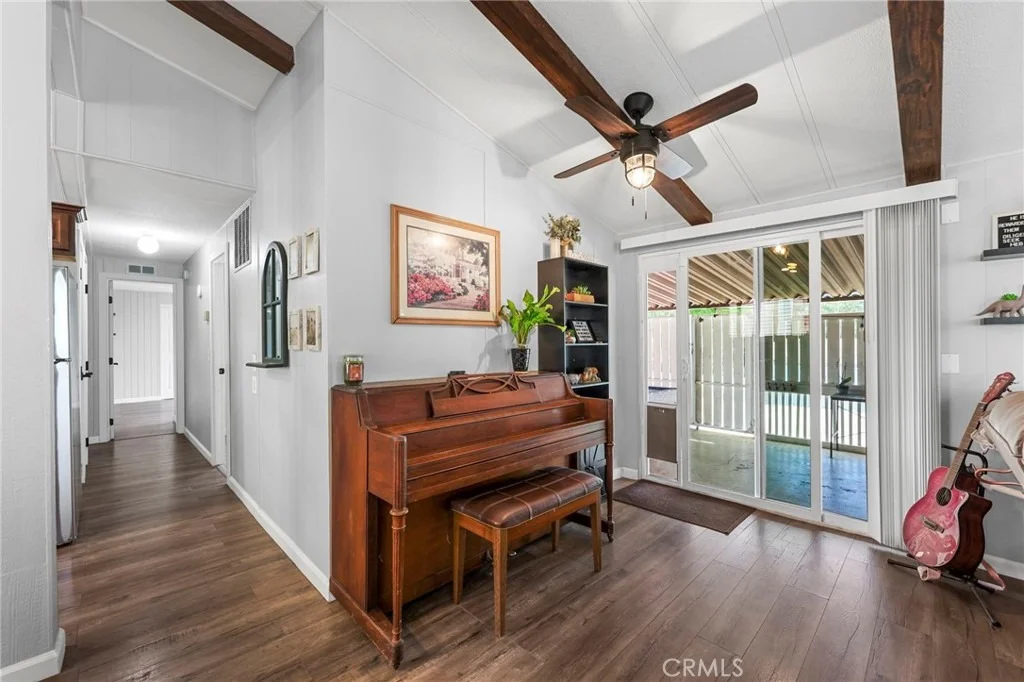 Photo of 34164 Harrow Hill Road