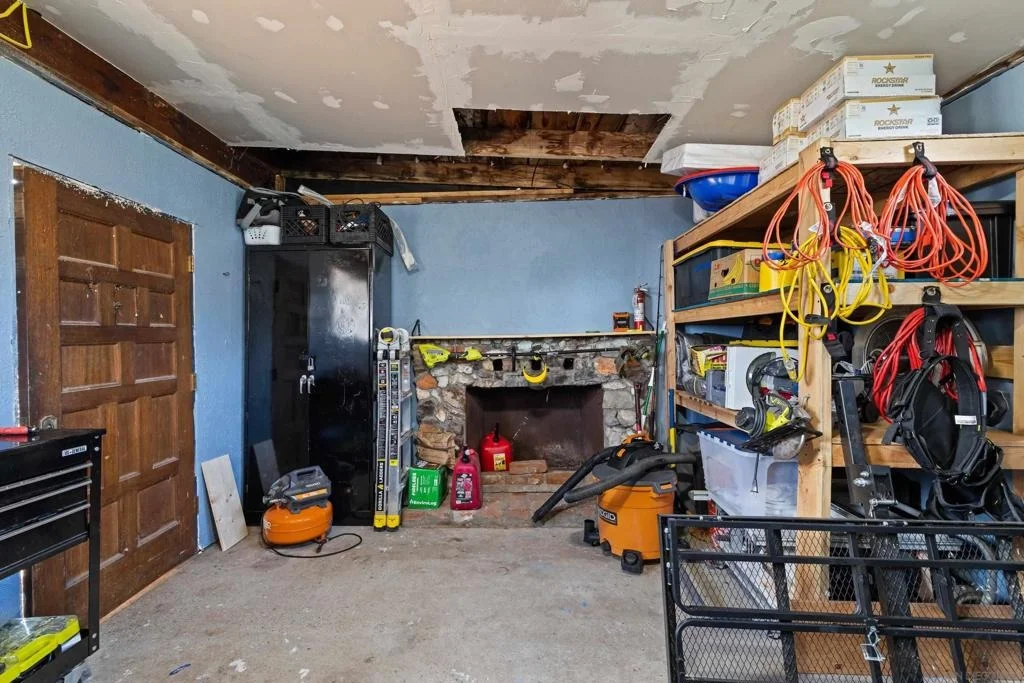 Photo of 2156 Ruby