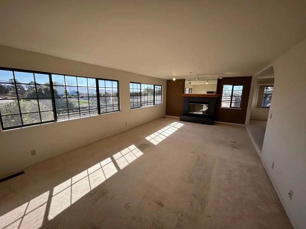 Photo of 24665 Foothill Drive