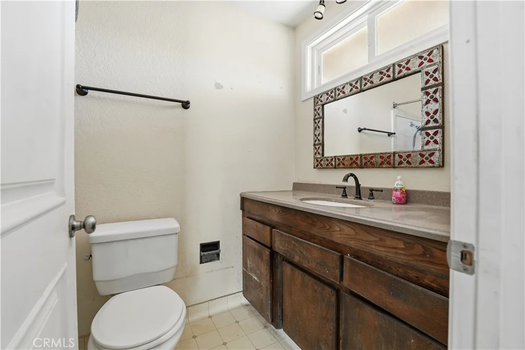 Photo of 1749 S Valley View Drive