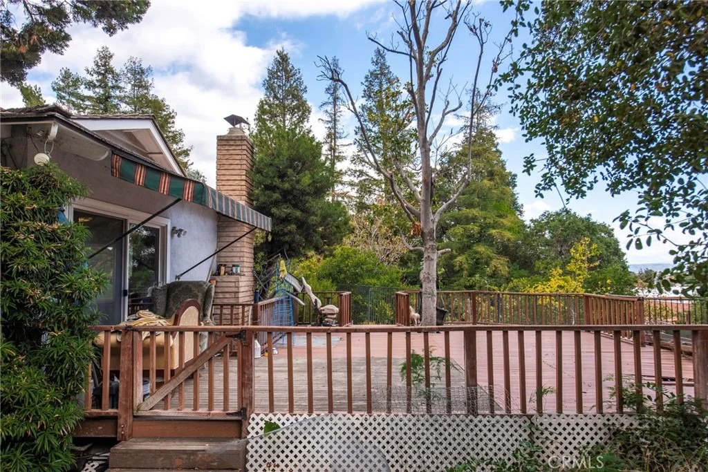 Photo of 1245 Oakhaven Road