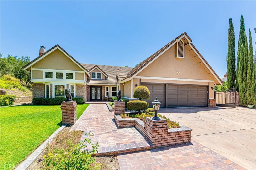 Photo of 22260 Starlight Drive