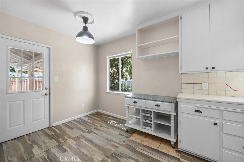 Photo of 380 S Devon
