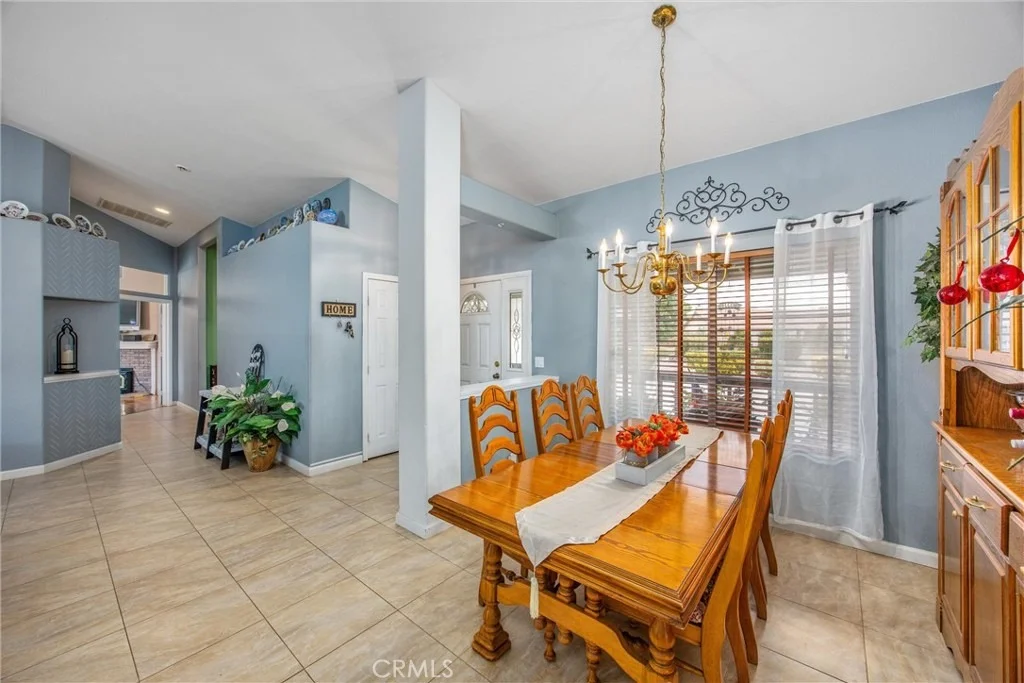 Photo of 13997 Riverside