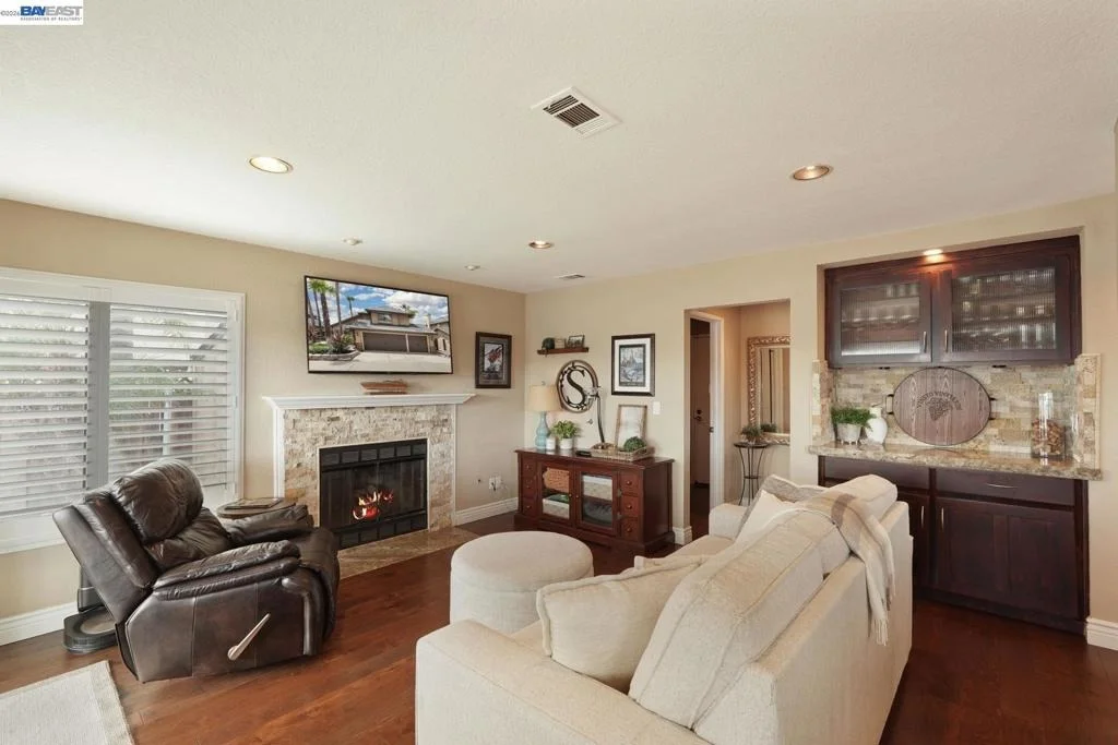 Photo of 1760 Anchorage Way
