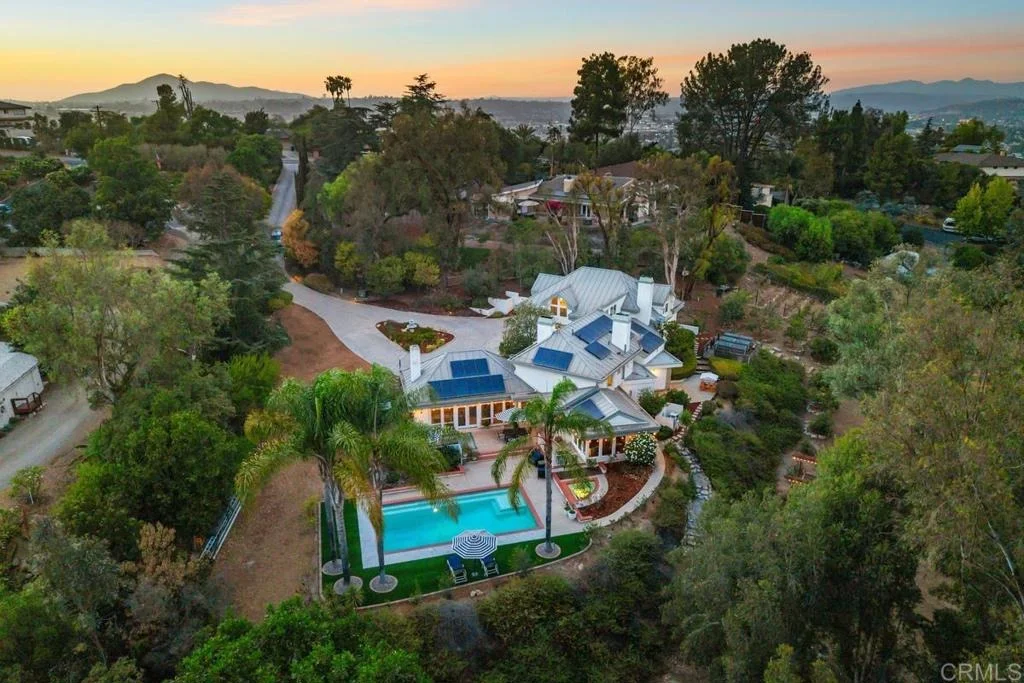 Photo of 5241 Alzeda Drive