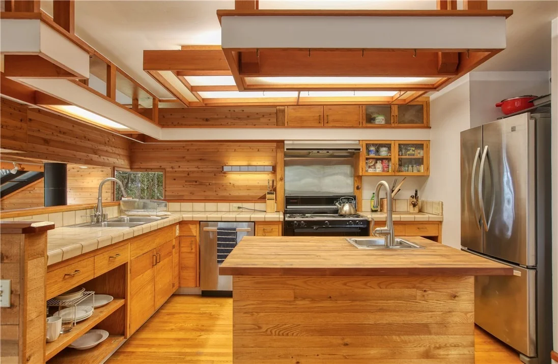 Photo of 1021 Hillcrest