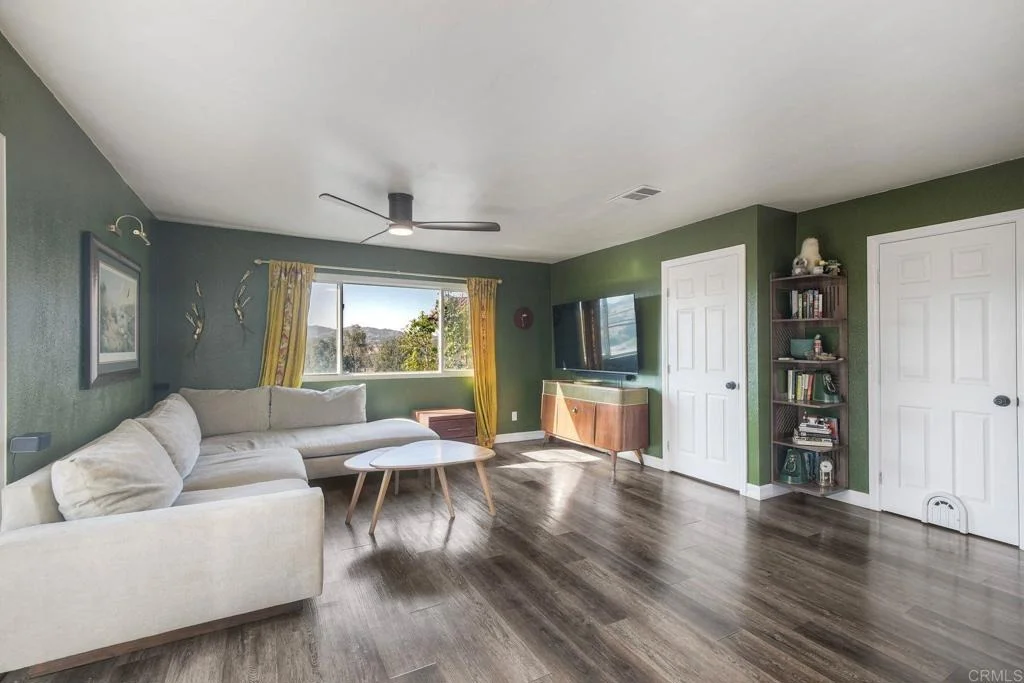 Photo of Unit 7E at 32036 Del Cielo Oeste