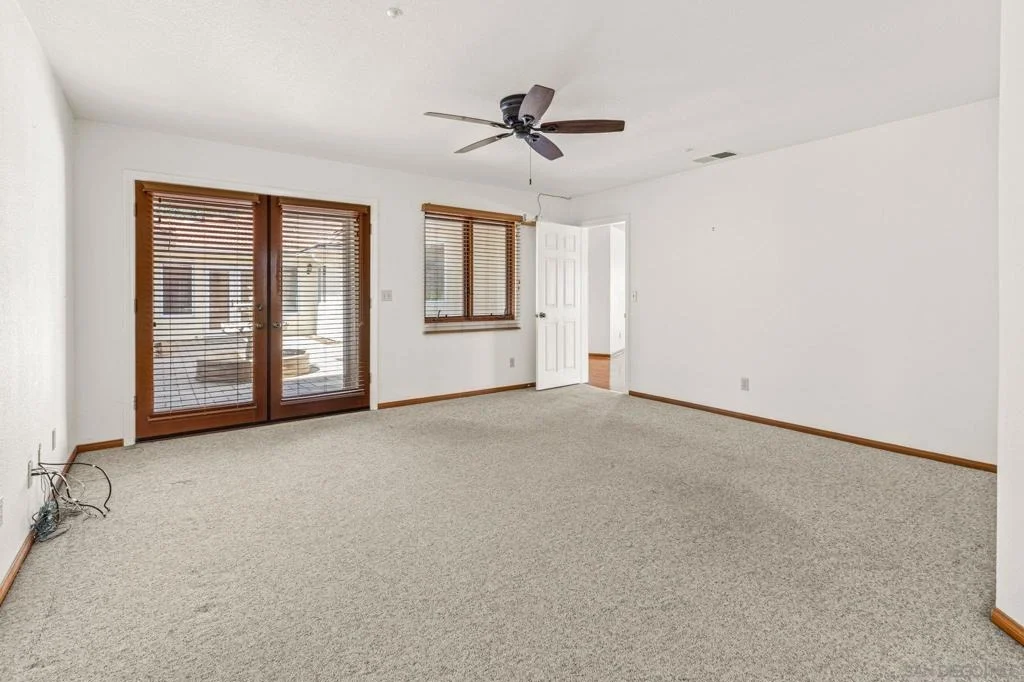 Photo of 25090 Oakana