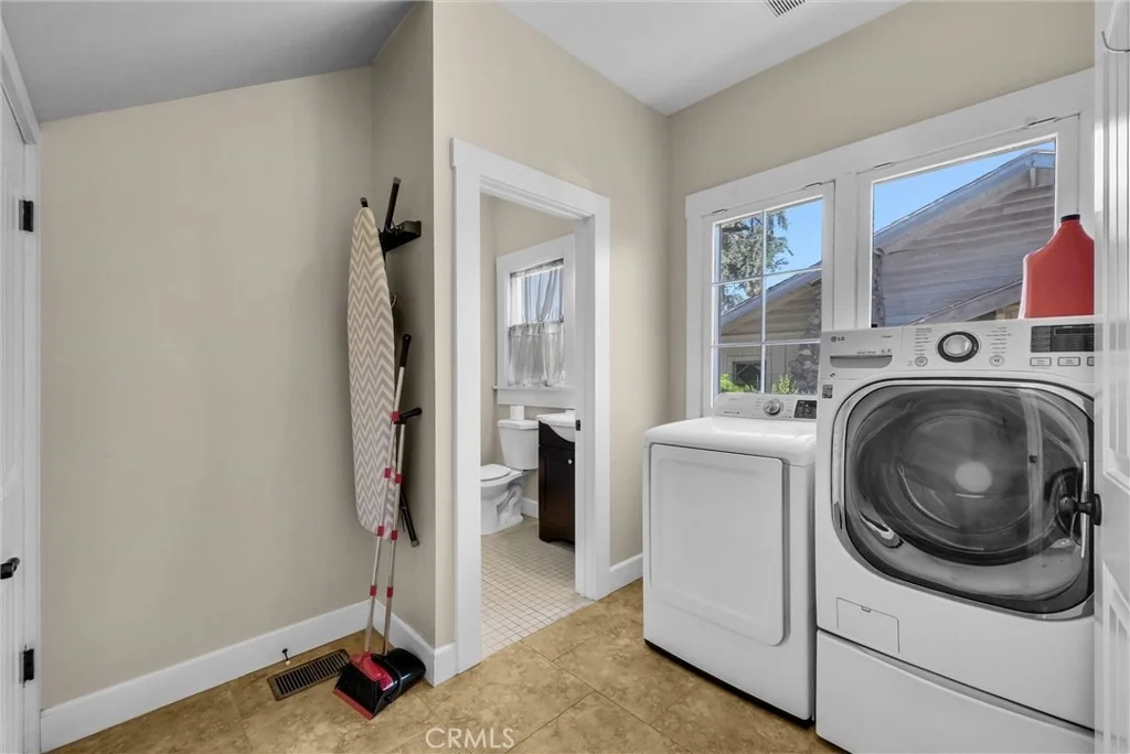 Photo of 3354 Orange Street
