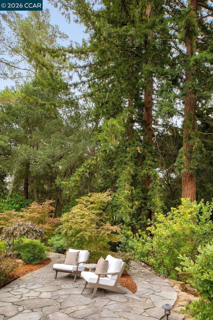 Photo of 187 Moraga Way