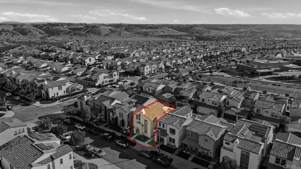 Photo of 2044 Avenida Andanza