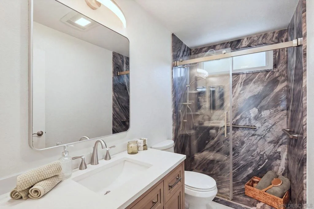 Photo of 644 A Lado De Loma