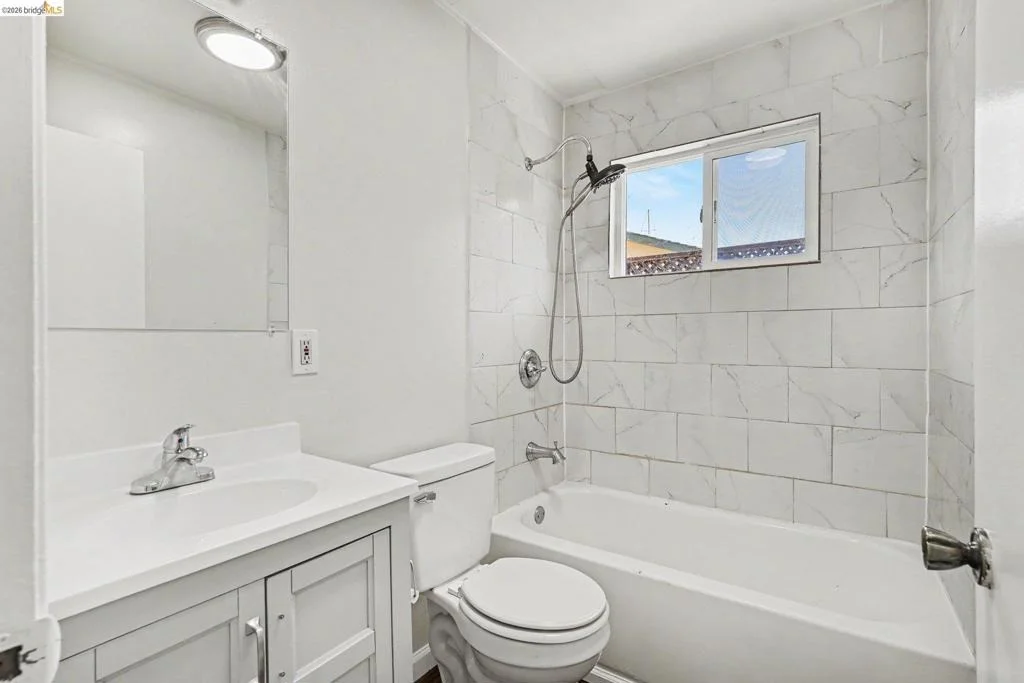 Photo of 2467 Tanager Cir