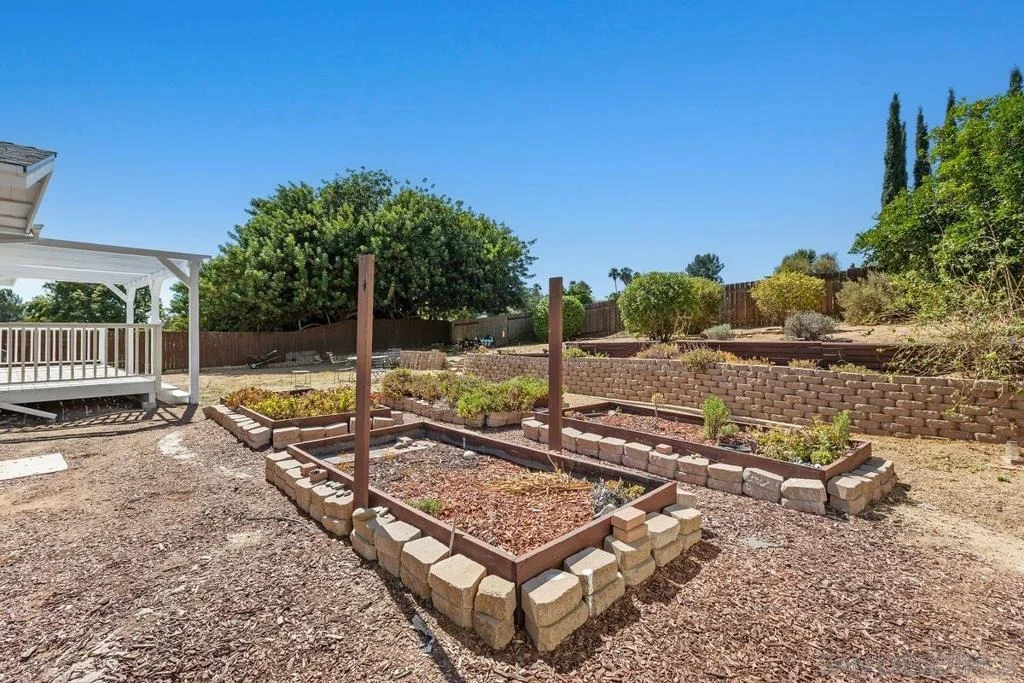 Photo of 2738 Oak Hill Dr