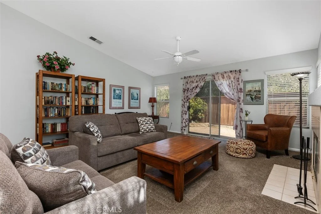 Photo of 4933 Lake Shore Court