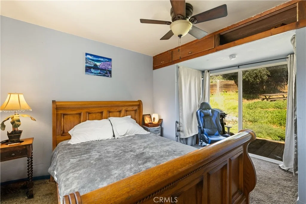 Photo of 6985 Floyd Way
