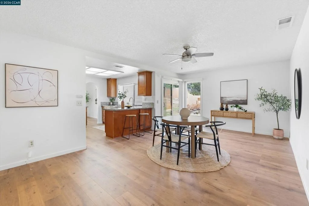 Photo of 3167 Osuna Way
