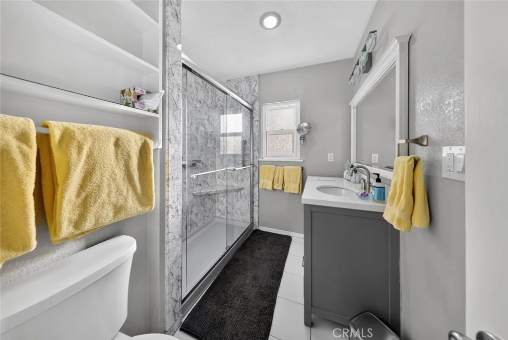 Photo of 1695 James Place