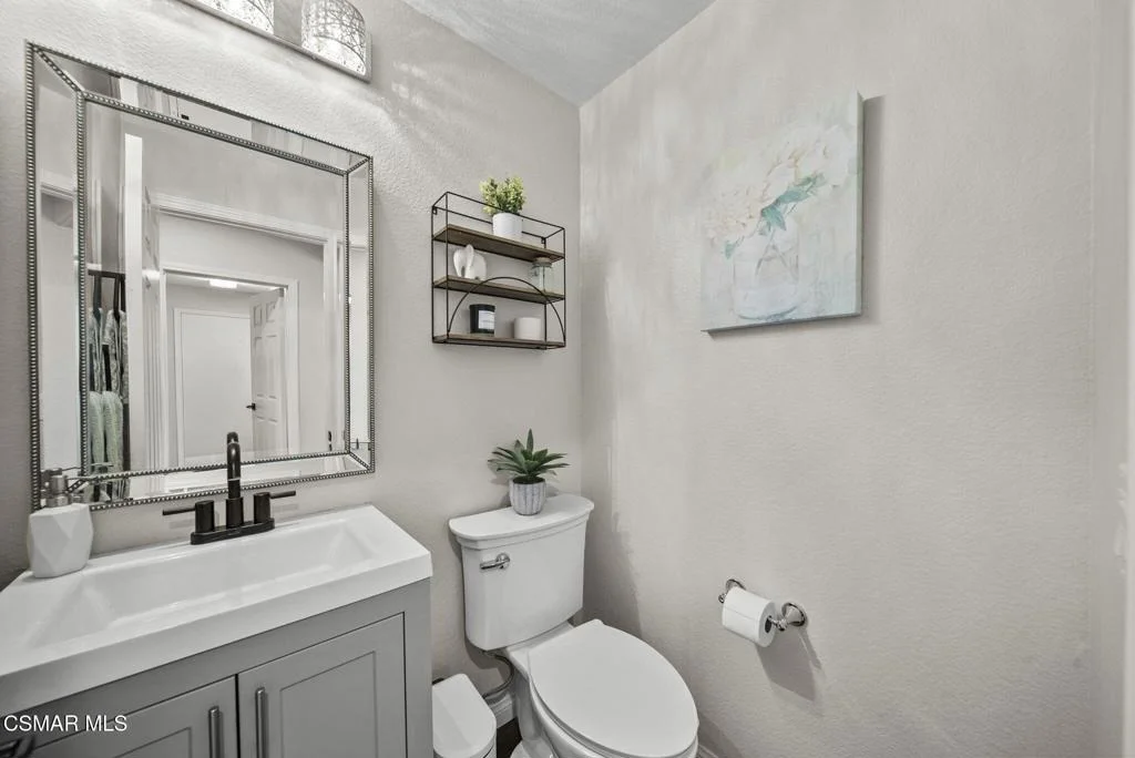 Photo of 584 Roosevelt Court